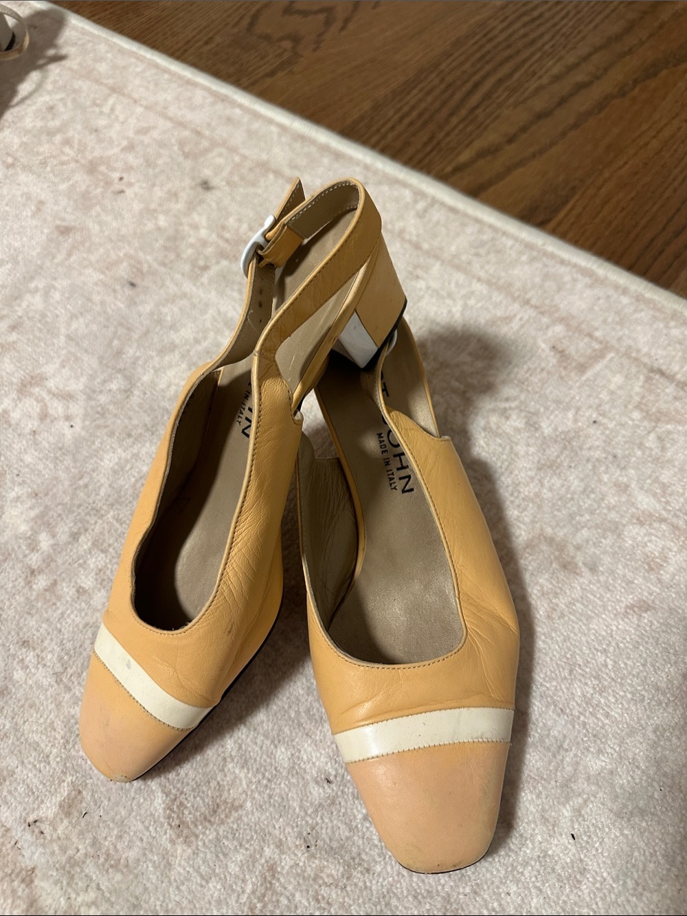 Johnston & Murphy Tan and Cream Leather Slingback Block Heel Pumps